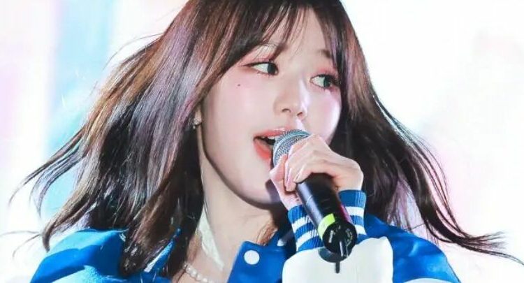 IVE’s Wonyoung Makes Jaws Drop With “AI”-Like Visuals At University Festival