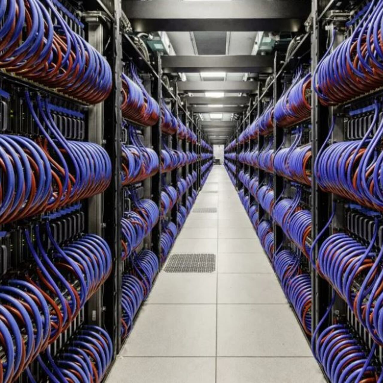 Superheroes of technology: Here are the 10 most powerful supercomputers!