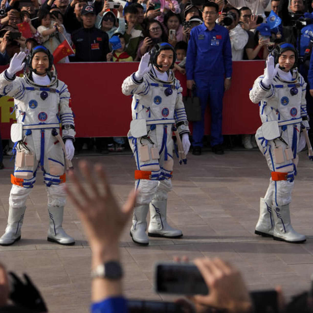 Chinese made their first spacewalk