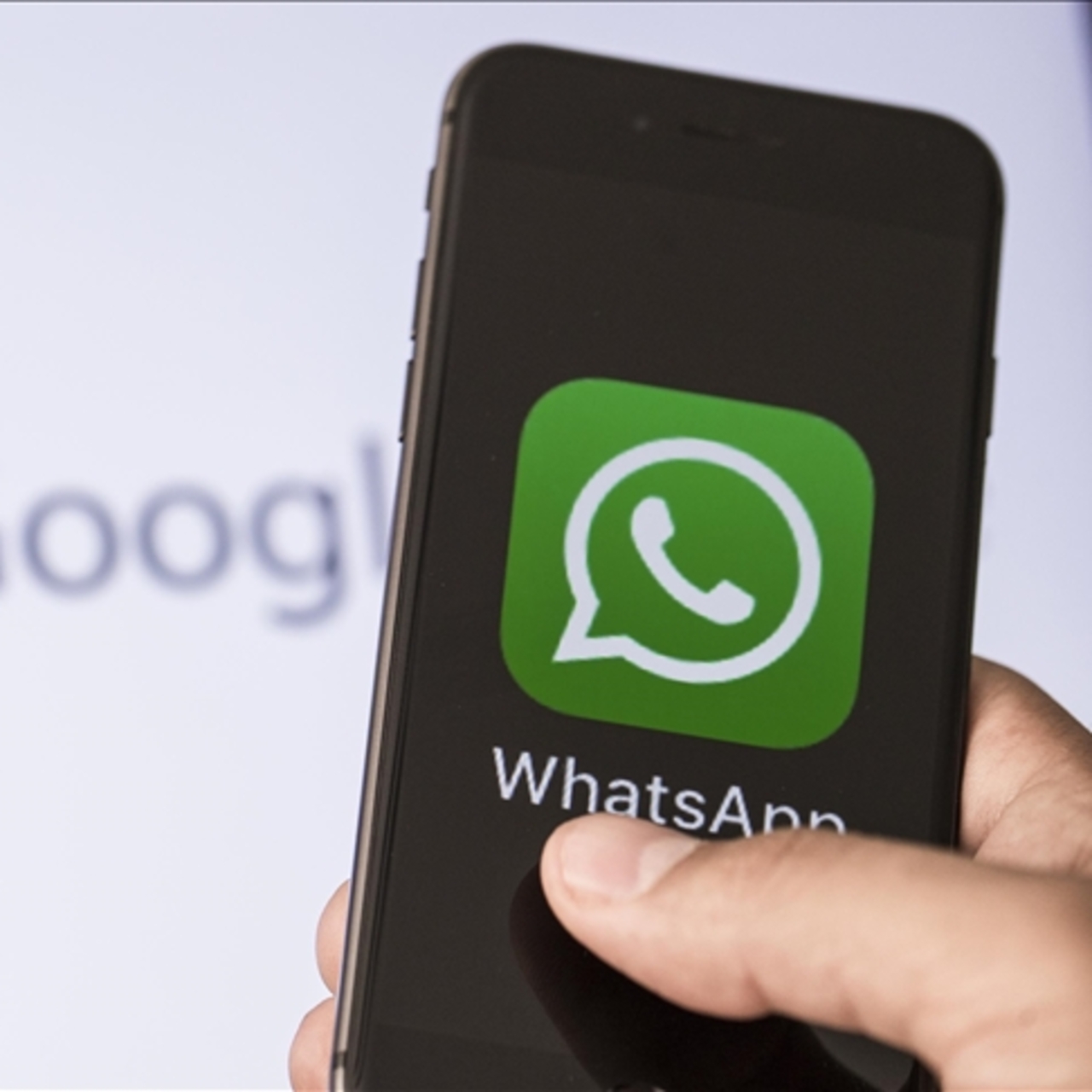 Iran announced that the access permission given to WhatsApp and Google Play is subject to some conditions