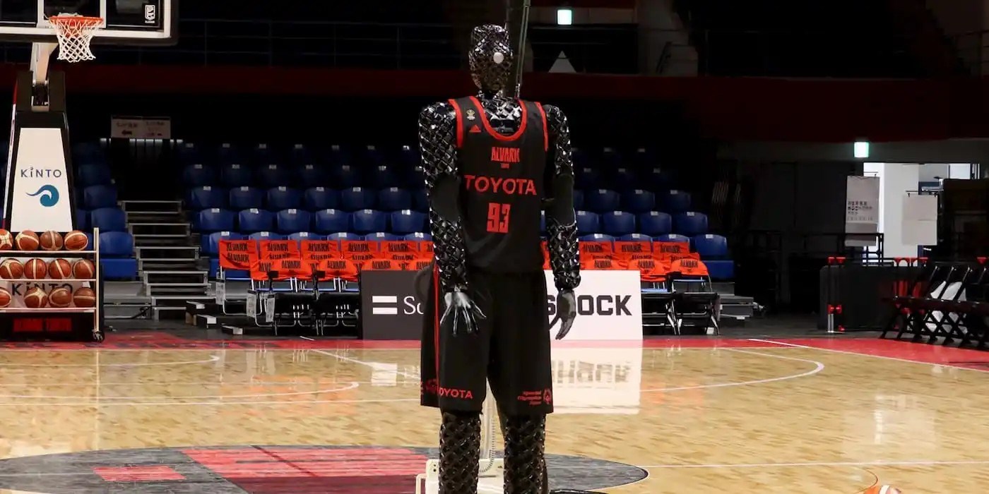 toyota nin robotu en uzak mesafeden basket rekorunu kirdi185264 0