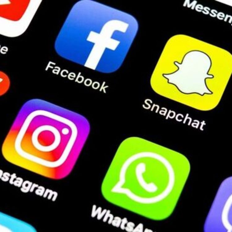 Age restriction regulation on social media in February