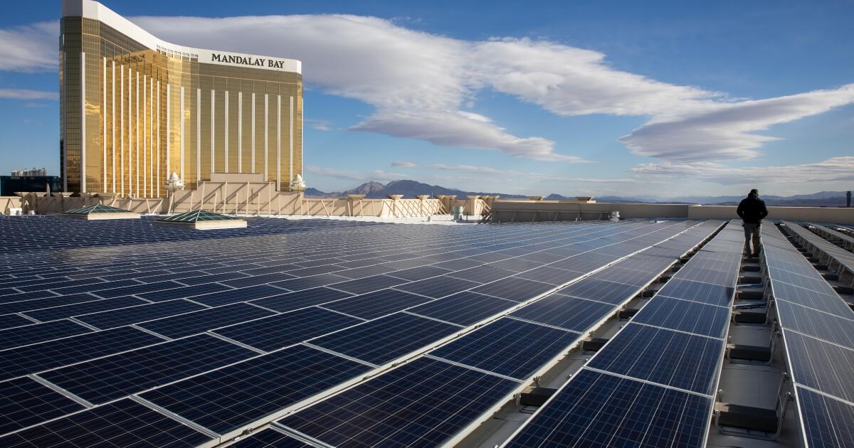 Las Vegas switches to solar energy