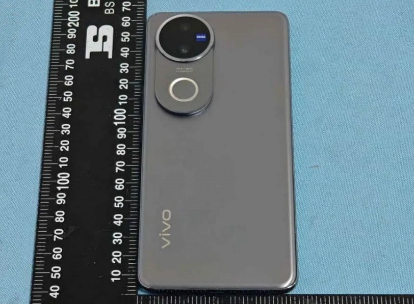 vivo v50 nin tasarimi ve ilk detaylari ortaya cikti186669 2