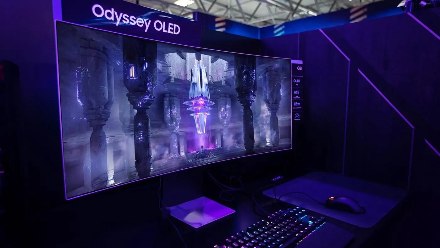 Samsung introduced the world’s first 5K 180Hz gaming monitor